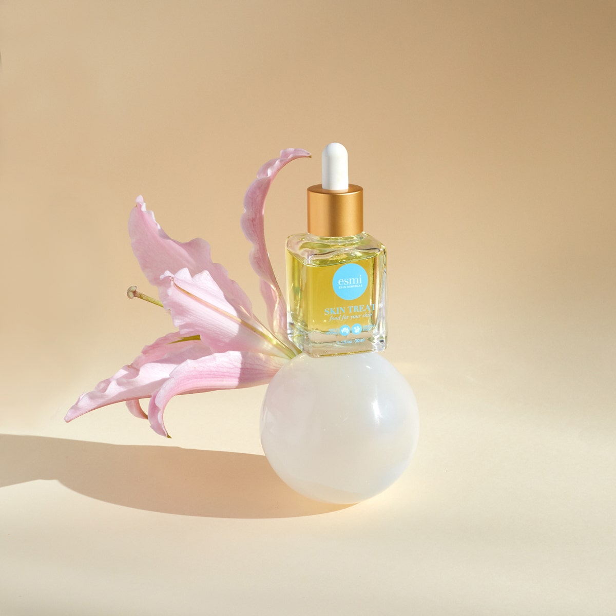 esmi skin minerals acai skin balancing face oil